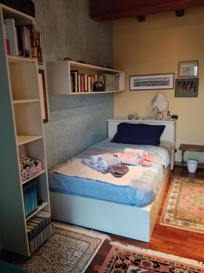 Lovely Casa Paola Villlafranca Centro Zimmer Rooms Villafranca di Verona Extérieur photo