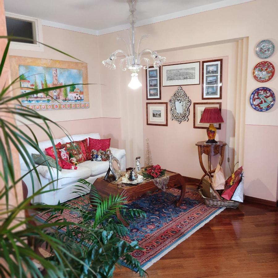 Lovely Casa Paola Villlafranca Centro Zimmer Rooms Villafranca di Verona Extérieur photo